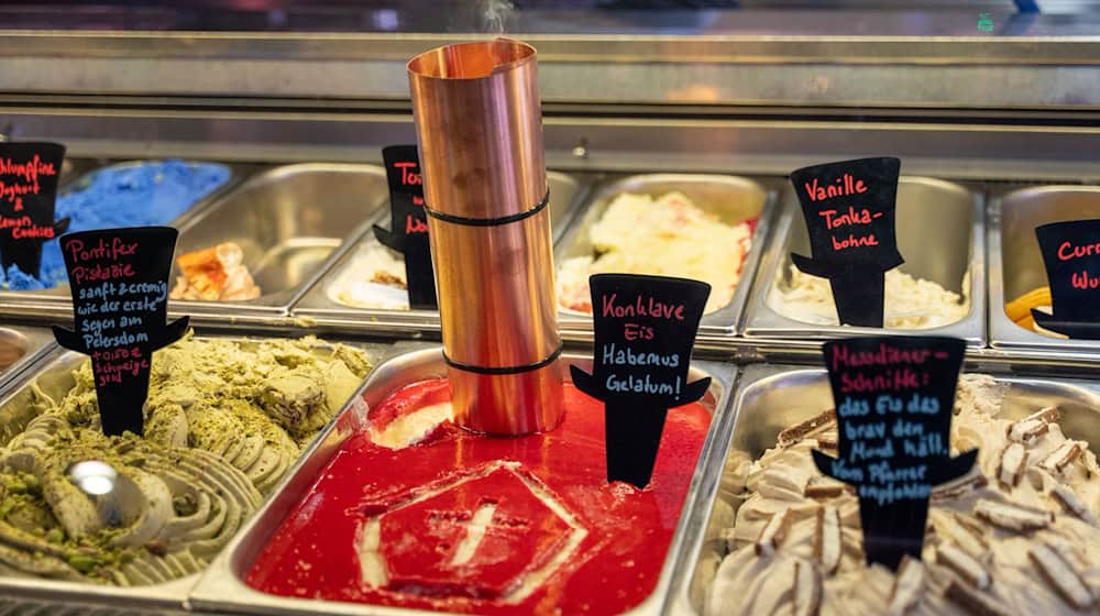 Päpstliches Eis wird derzeit in München angeboten.  / Foto: Leonie Asendorpf/dpa