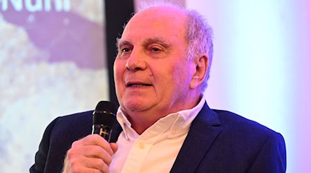 Hoeneß spricht Klartext / Foto: Felix Hörhager/dpa