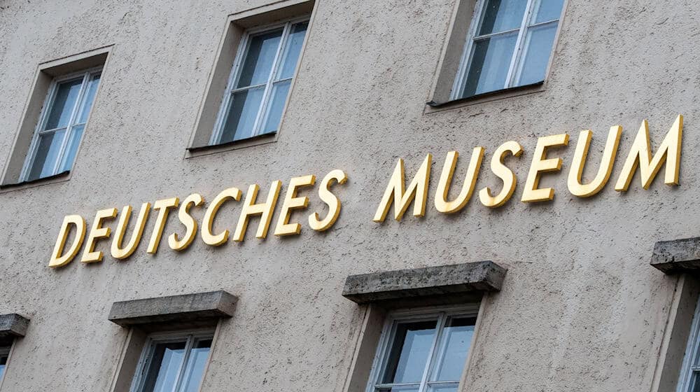 Das Deutsche Museum auf der Museumsinsel feiert 100. Geburtstag. (Archivbild) / Foto: Peter Kneffel/dpa