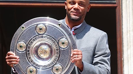 Trainer Vincent Kompany freut sich auf Zeit mit der Familie. / Foto: Karl-Josef Hildenbrand/dpa