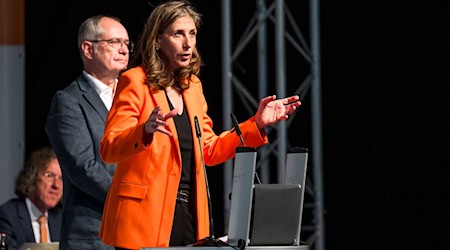 Indra Baier-Müller will 2026 nicht mehr für die Freien Wähler für das Amt der Landrätin antreten. (Archivfoto) / Foto: Daniel Vogl/dpa