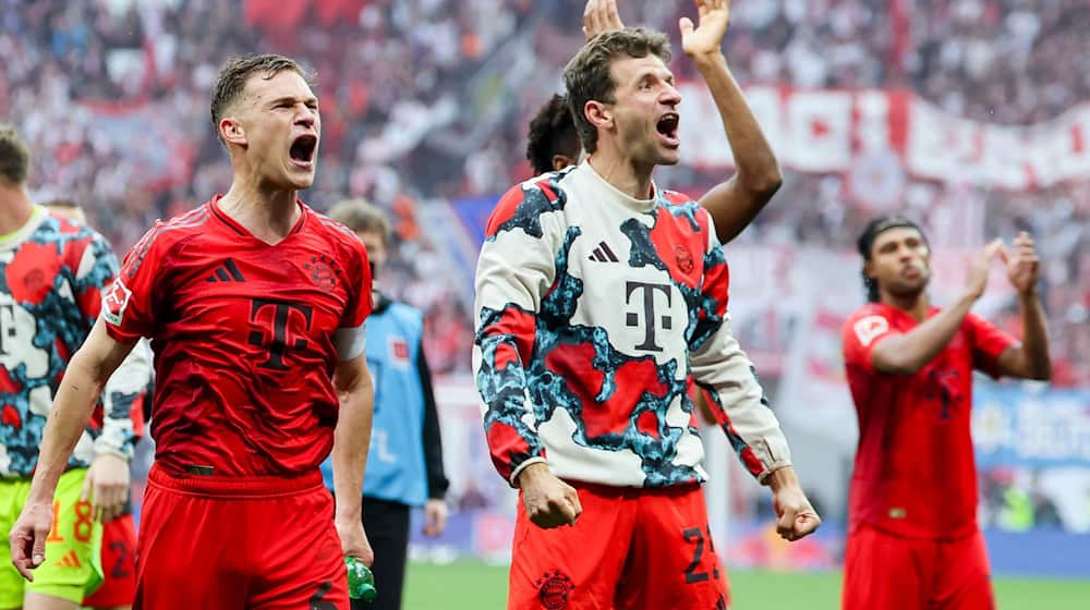 Schon nach dem 3:3 in Leipzig am Samstag war der Bayern-Mannschaft der Titel praktisch sicher. / Foto: Jan Woitas/dpa