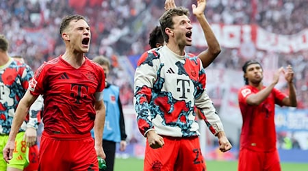 Schon nach dem 3:3 in Leipzig am Samstag war der Bayern-Mannschaft der Titel praktisch sicher. / Foto: Jan Woitas/dpa
