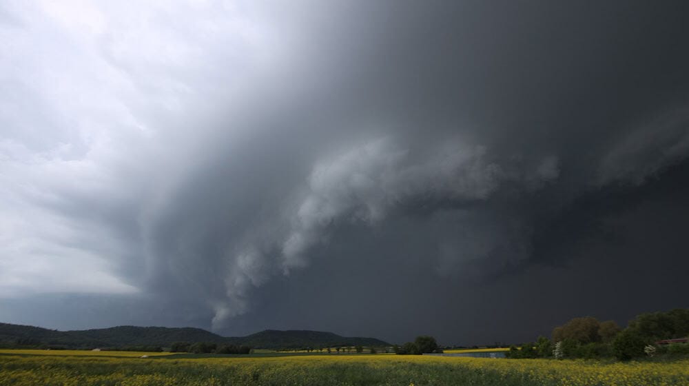 Auch für Sonntag werden teilweise kräftige Gewitter im Freistaat vorhergesagt.(Archivbild) / Foto: Alexander Wolf/onw-images/dpa