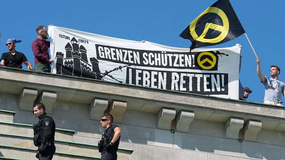 Die Identitäre Bewegung macht immer wieder mit Aktionen auf sich aufmerksam. (Archivfoto) / Foto: picture alliance / dpa