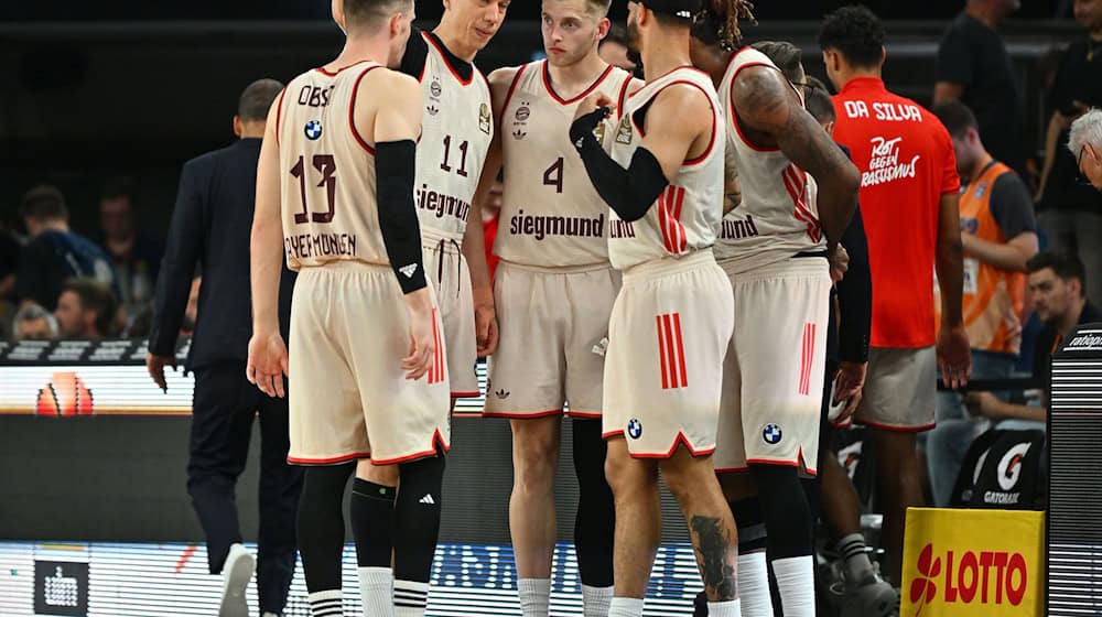 Gewannen Spiel vier der Finalserie deutlich: Die Basketballer des FC Bayern. / Foto: Jan-Philipp Strobel/dpa