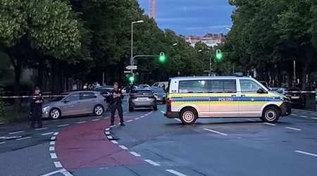 Die Polizei sperrte den Tatort ab. (Archivbild) / Foto: - Paul/Vifogra/dpa