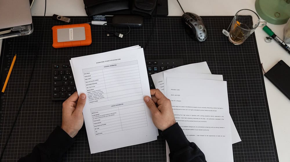 Agenturen helfen bei der Studienbewerbung im Ausland. (Symbolbild) / Foto: Hannes P. Albert/dpa