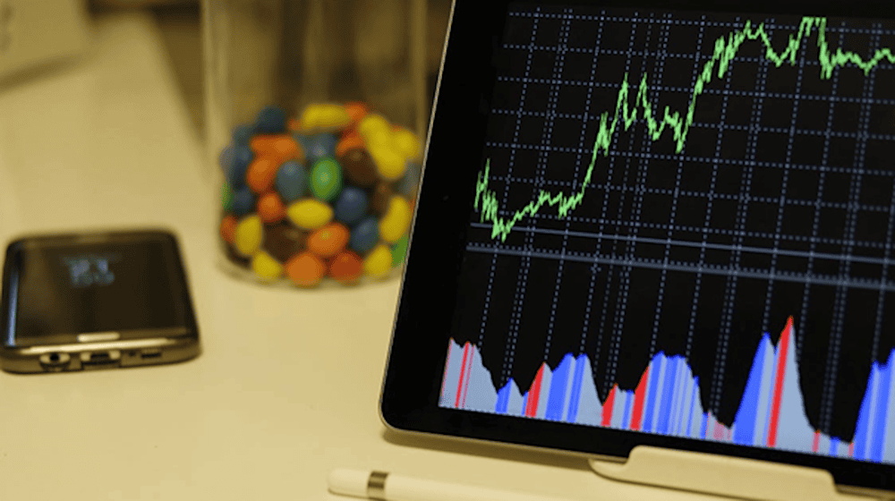 Beim Trading im Demokonto können Sie kein Geld verlieren, aber auch keine Gewinne erzielen. Pexels.com / Burak The Weekender