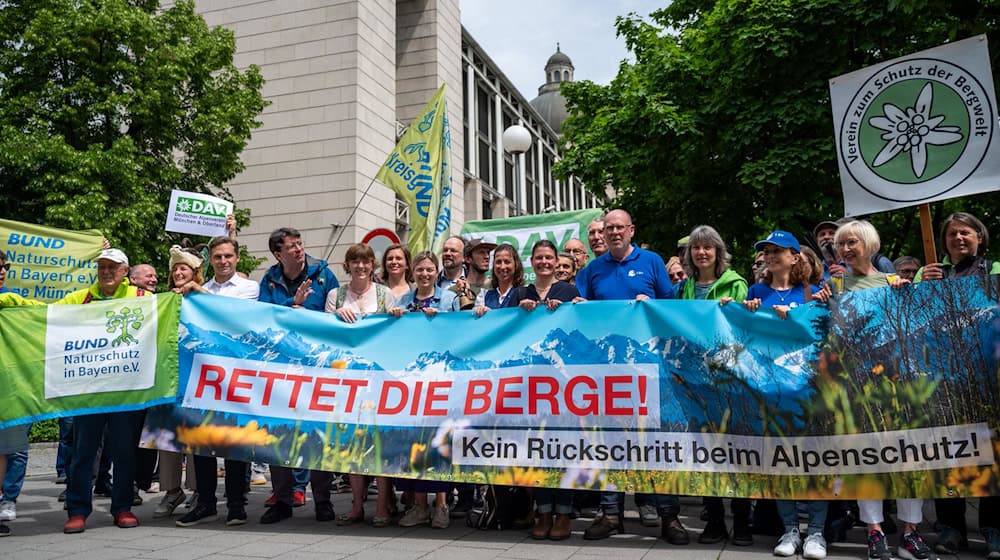 Der Protest richtet sich gegen das sogenannte dritte Modernisierungsgesetz. / Foto: Leonie Asendorpf/dpa