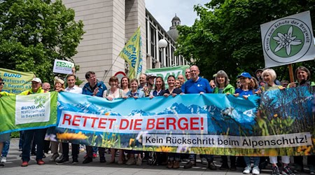 Der Protest richtet sich gegen das sogenannte dritte Modernisierungsgesetz. / Foto: Leonie Asendorpf/dpa