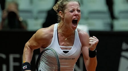 Doppelspezialistin Laura Siegemund will in der Weltgruppe bleiben.  / Foto: Andre Penner/AP
