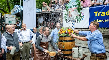 Die Erlanger Bergkirchweih ist eröffnet.  / Foto: Daniel Karmann/dpa