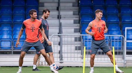 Thomas Müller (l) und Joshua Kimmich bereiten sich auf das Achtelfinale der Club-WM vor / Foto: Sven Hoppe/dpa