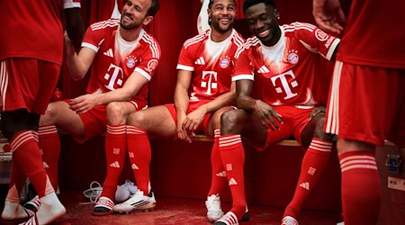 Der FC Bayern hat seine Garderobe aufgehübscht. / Foto: adidas/dpa