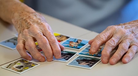 Demenz ist eine heimtückische Krankheit, die oft nicht geheilt werden kann. Auch deshalb scheuen viele Menschen eine Untersuchung. (Symbolbild) / Foto: Sven Hoppe/dpa