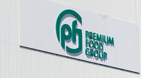 Die Tönnies-Gruppe hat sich Anfang des Jahres in Premium Food Group umbenannt. / Foto: Friso Gentsch/dpa