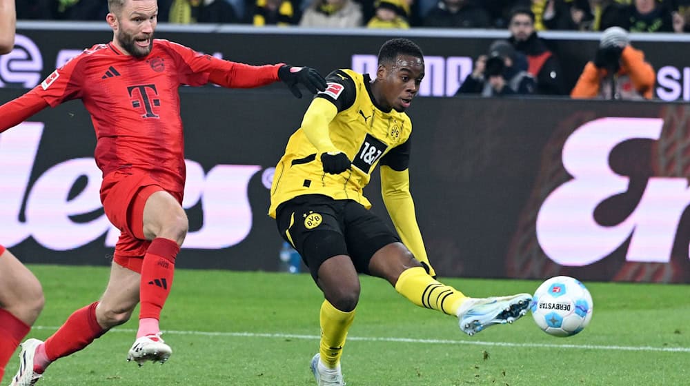 Laut Medienberichten ist Bayern München an Dortmunds Jamie Gittens interessiert / Foto: Federico Gambarini/dpa