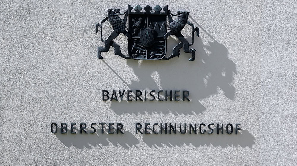 Die obersten Kassenprüfer drängen die Staatsregierung zum Handeln. (Archivbild) / Foto: Sven Hoppe/dpa