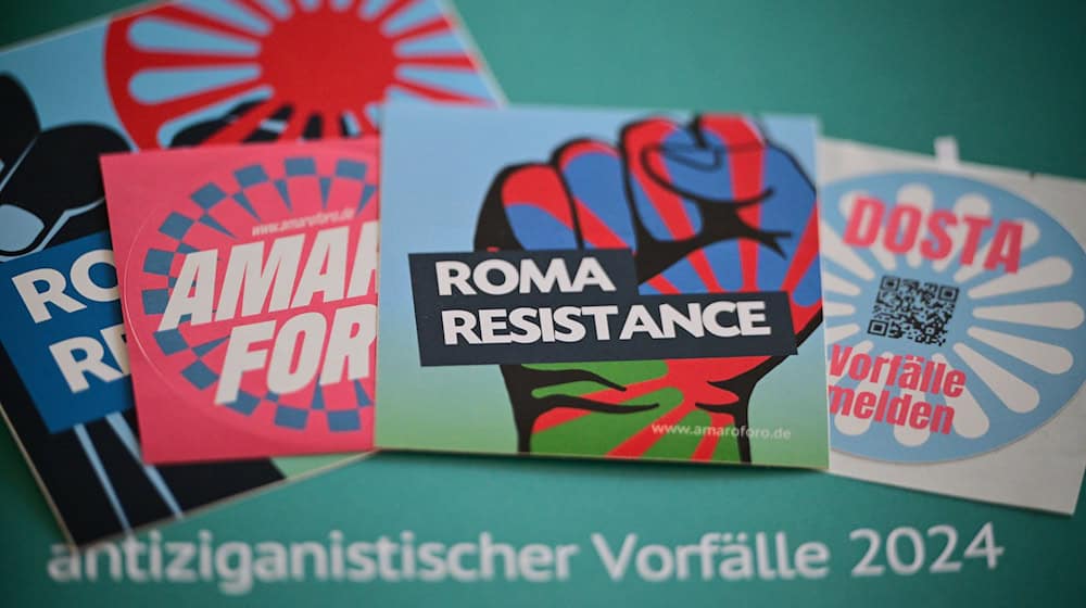 In Bayern haben Vorfälle zum Nachteil Angehöriger der Minderheit der Sinti und Roma im vergangenen Jahr zugenommen.  (Symbolbild) / Foto: Sebastian Gollnow/dpa