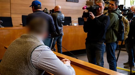 Das Landgericht Traunstein hatte den Angeklagten wegen Mordes verurteilt, der Bundesgerichtshof hatte das Urteil später aufgehoben. (Archivbild) / Foto: Lennart Preiss/dpa
