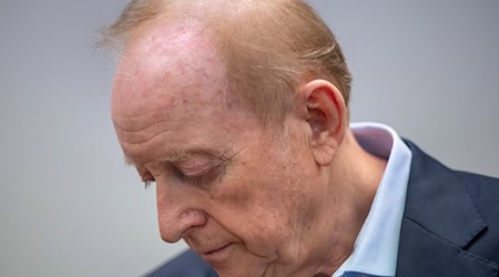 Erwartet sein Urteil: Star-Koch Alfons Schuhbeck. / Foto: Peter Kneffel/dpa