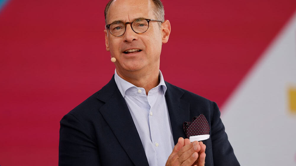Nach den Worten von Allianz-Chef Oliver Bäte kann die Allianz in den USA wieder frei agieren. (Archivbild) / Foto: Thomas Banneyer/dpa