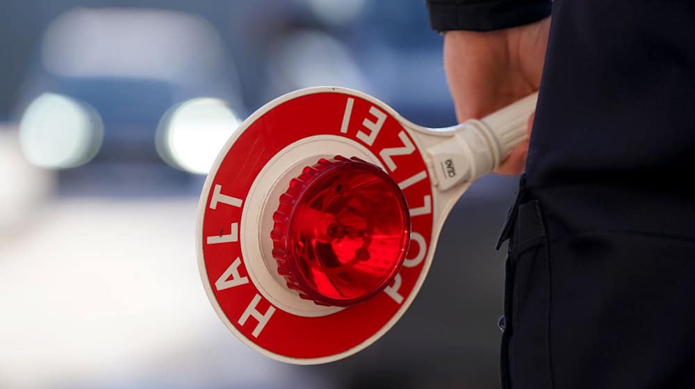 Zahlreiche Menschen müssen nun mit Anzeigen wegen Ordnungswidrigkeiten rechnen. (Symbolbild) / Foto: Marcus Brandt/dpa