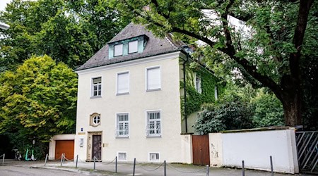 Immer wieder sorgen Denkmalschutzvorgaben für Streit zwischen Behörden und Eigentümern. (Archivbild) / Foto: Matthias Balk/dpa