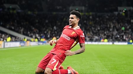Auf dem Weg nach München?: Die Bayern stehen wegen Luis Díaz vor Verhandlungen mit Liverpool. / Foto: Adam Davy/PA Wire/dpa