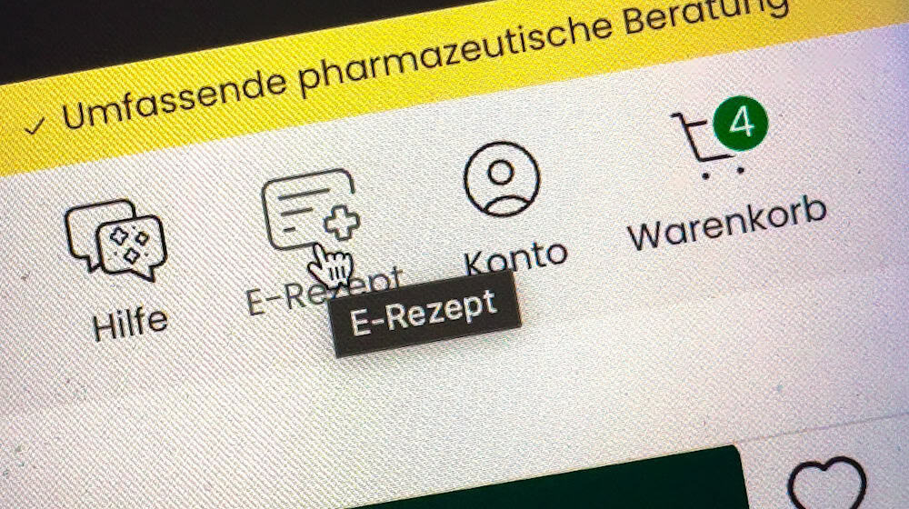 Medikamente kann man auch im Internet bestellen. (Symbolbild) / Foto: Peter Kneffel/dpa