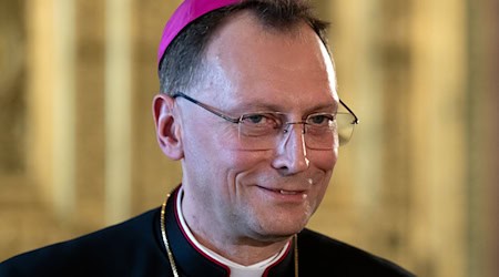 Die Ernennung der wegen ihrer Haltung zum ungeborenen Leben umstrittenen Juristin Frauke Brosius-Gersdorf zur Verfassungsrichterin wäre nach Auffassung von Bambergs Erzbischof Herwig Gössl ein «innenpolitischer Skandal».  / Foto: Sven Hoppe/dpa