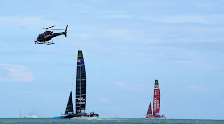Für die deutsche Crew der «Red Bandit» ist der Admiral's Cup vorzeitig beendet. / Foto: Adam Davy/PA Wire/dpa