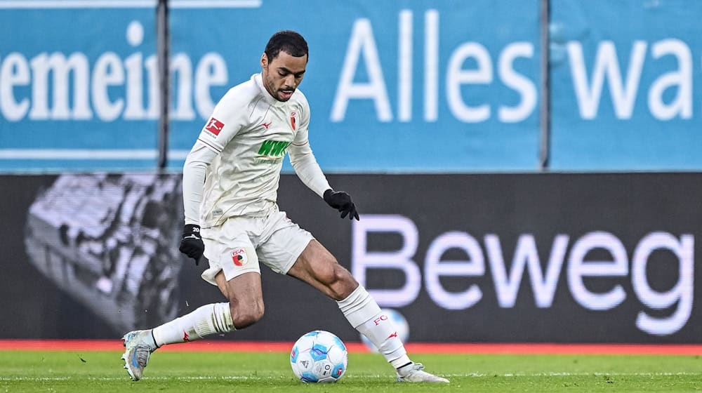 Alexis Claude-Maurice führte den FC Augsburg mit seinen Toren zum Testspielsieg. / Foto: Harry Langer/dpa