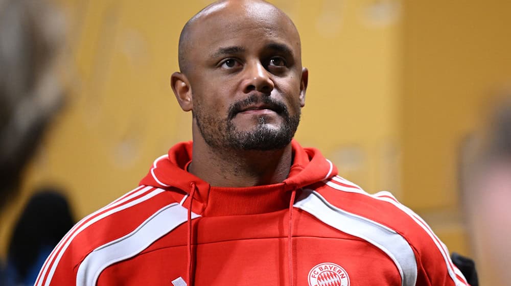 Der FC Bayern München von Trainer Vincent Kompany legt in der Vorbereitung auf die neue Saison los. / Foto: Sven Hoppe/dpa