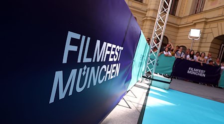 Gillian Anderson, Stellan Skarsgård und viele andere waren zu Gast: Das Filmfest München bot als Treffpunkt für Filmschaffende und Kinofans zehn Tage lang ein vielseitiges Programm. (Illustration) / Foto: Karl-Josef Hildenbrand/dpa