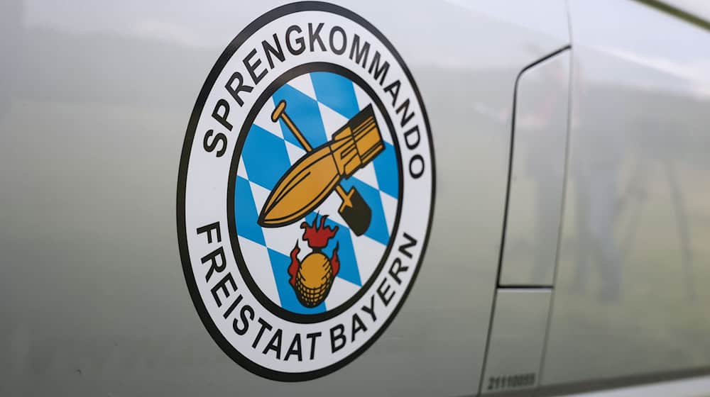 Nach einem Granatenfund gibt es in Teilen Starnbergs Beeinträchtigungen im Verkehr, Menschen müssen ihre Wohnungen verlassen. (Symbolbild) / Foto: Daniel Löb/dpa