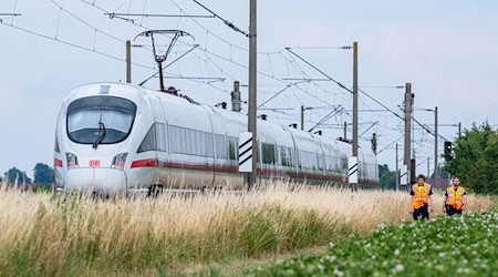 Mehrere Menschen wurden bei dem Angriff verletzt.  / Foto: Armin Weigel/dpa