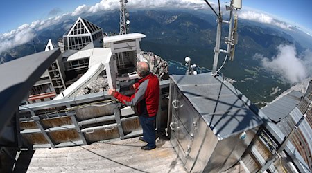 Seit 125 Jahrenwerden auf der Zugspitze Wetterdaten gesammeln (Archivfoto)  / Foto: Angelika Warmuth/dpa