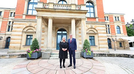 Hausherrin Katharina Wagner empfing den neuen Kulturstaatsminister Wolfram Weimer. / Foto: Karl-Josef Hildenbrand/dpa