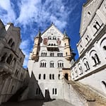 Neuschwanstein lockt unter den Königsschlössern die meisten Besucher. (Archivbild) / Foto: Karl-Josef Hildenbrand/dpa