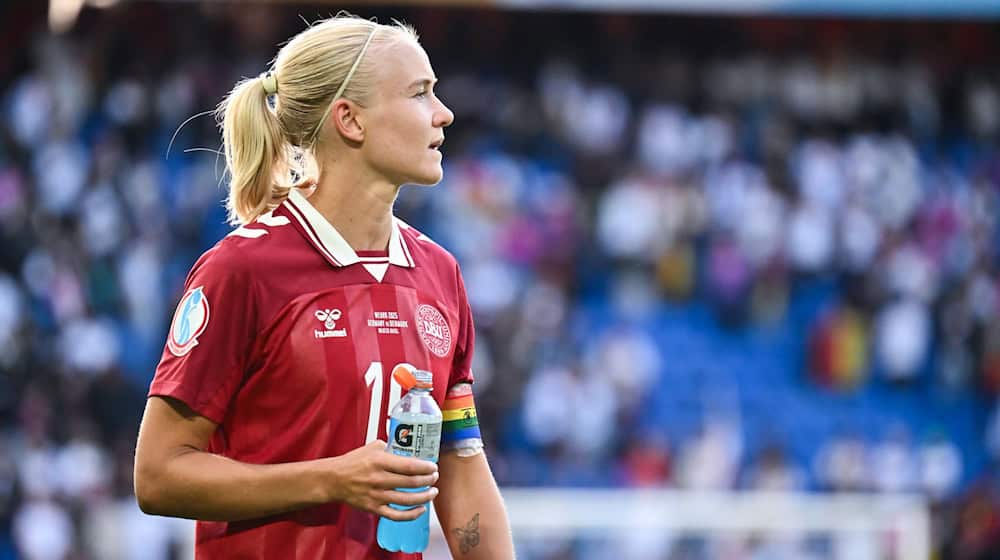 Verletzt ausgewechselt: Pernille Harder vom FC Bayern. / Foto: Sebastian Christoph Gollnow/dpa