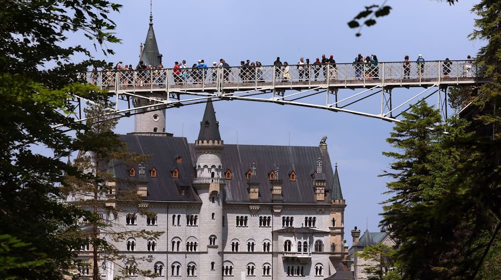 Die Unesco entscheidet am Samstag über die Aufnahme der bayerischen Märchenschlösser ins Welterbe. (Archivbild) / Foto: Karl-Josef Hildenbrand/dpa