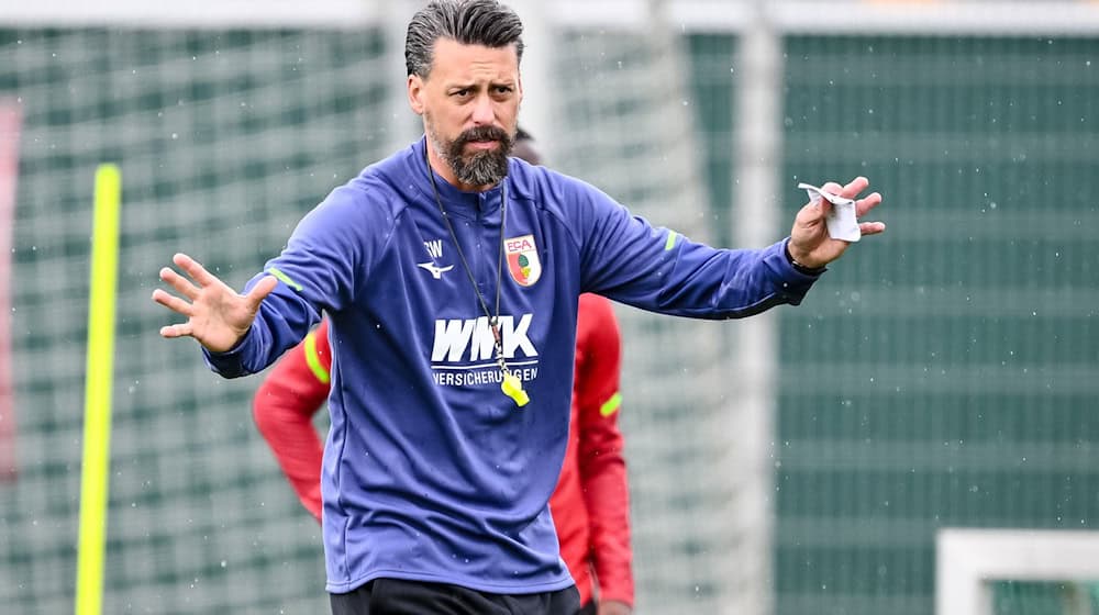 Augsburg-Trainer Sandro Wagner geht in seine erste Bundesliga-Saison. / Foto: Harry Langer/dpa