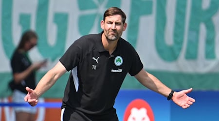 Hat Lust auf den Auftakt in den DFB-Pokal: Fürths Trainer Thomas Kleine. / Foto: Swen Pförtner/dpa