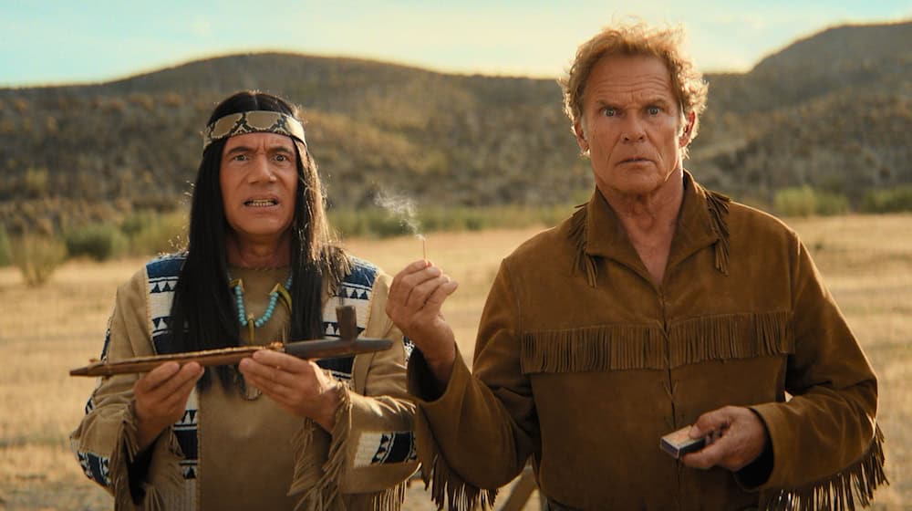 Michael Bully Herbig (l.) und Christian Tramitz sind wieder als Blutsbrüder zu sehen in der Western-Parodie «Das Kanu des Manitu». (Handout) / Foto: Luis Zeno Kuhn/herbX film/Constantin Film/dpa