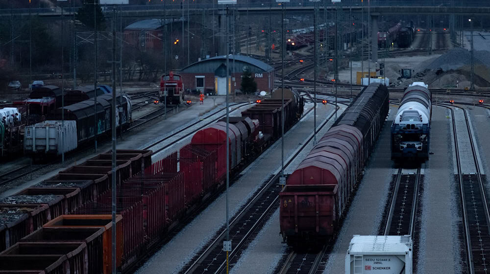Die jungen Männer trafen sich auf einem Rangierbahnhof in München. (Symbolbild) / Foto: Sven Hoppe/dpa