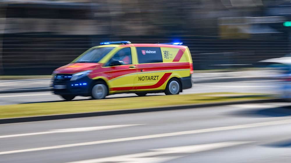 Die Rettungskräfte konnten vor Ort nichts mehr für den Mann tun. (Symbolbild) / Foto: Robert Michael/dpa