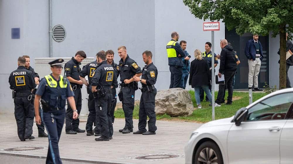 Die Durchsuchung am Mittwoch eskalierte, es fielen Schüsse. (Archivbild) / Foto: Peter Kneffel/dpa