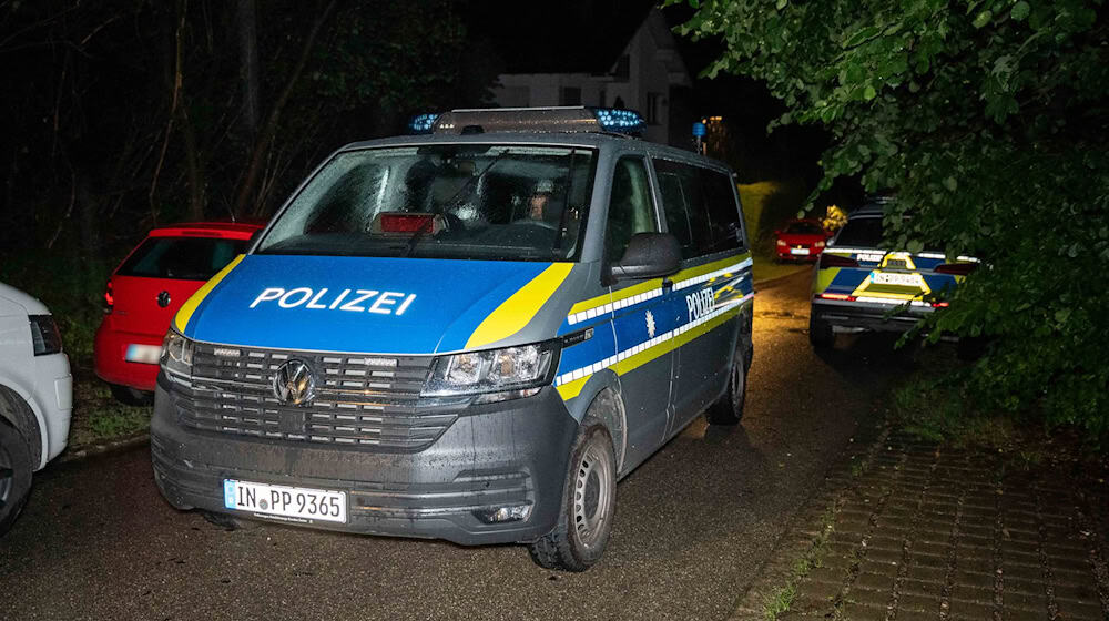 Ein 74-Jähriger wurde 2024 in seinem Haus in Herrsching getötet. (Archivbild) / Foto: Vifogra / Haubner/vifogra/dpa